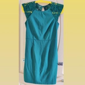 Green fitted dress